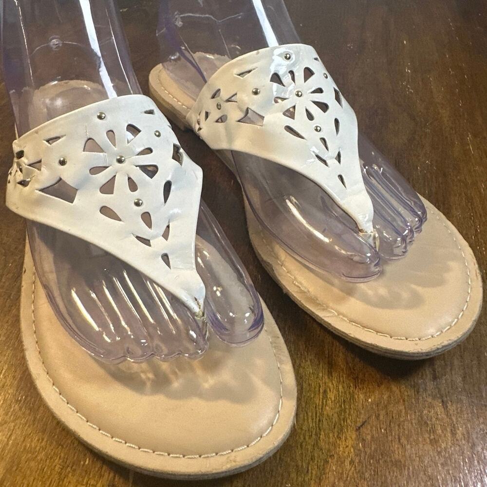 New Direction white lazor cut slip ons strap sandals women’s size 8.